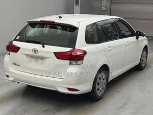 Toyota Corolla Fielder 1.5 Petrol Front-Wheel Drive 2021 White