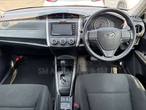 Toyota Corolla Fielder 1.5 Petrol Front-Wheel Drive 2021 White