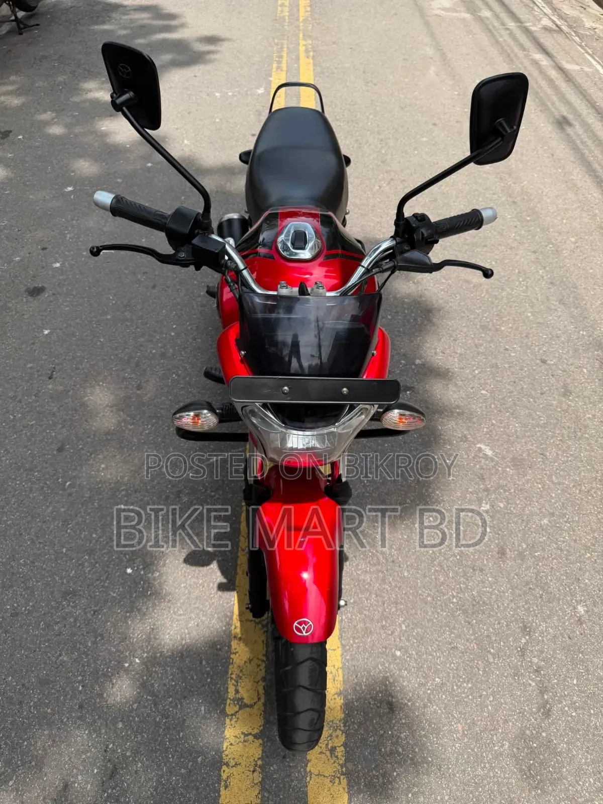 বাজাজ ভি১৫ ২০২০ রেড