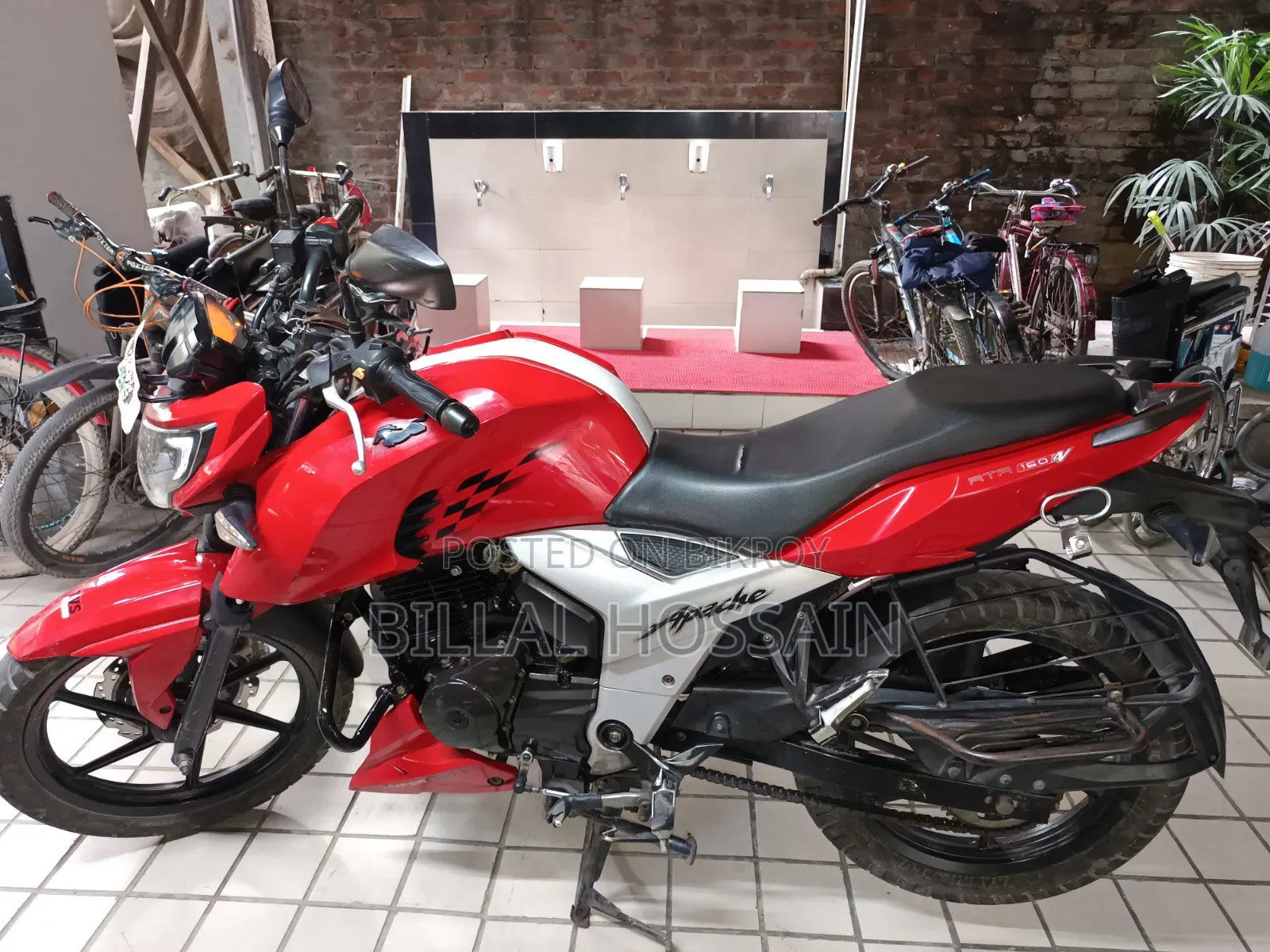TVS Apache RTR 160 4V 2020 Red
