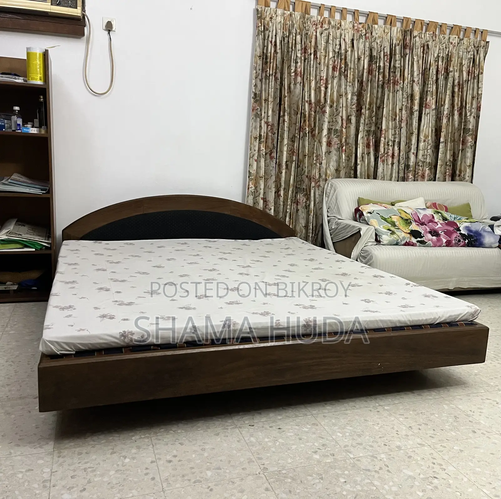মডার্ন ডিজাইন কিং সাইজ উডেন বেড উইথ হেডবোর্ড