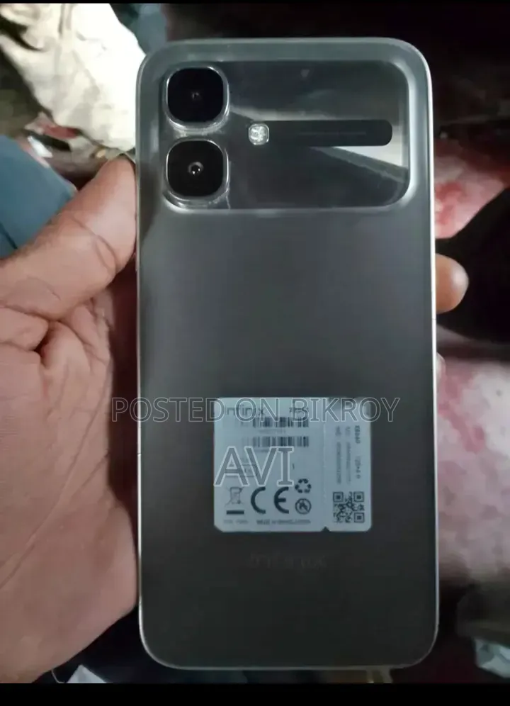 Infinix Smart 20 64 GB Silver