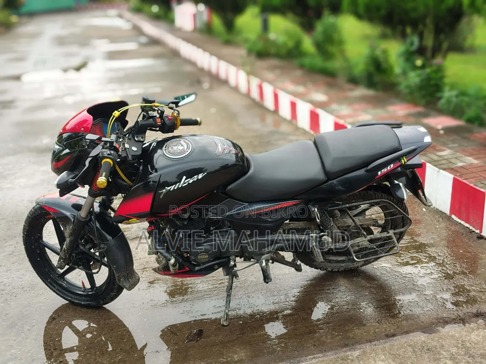 New Bajaj Pulsar 150 2019 Black