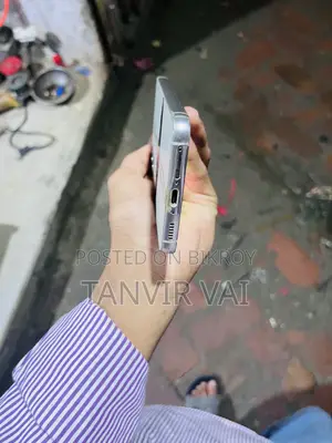 স্যামসাং গ্যালাক্সি এস২৩ ১২৮ জিবি হোয়াইট