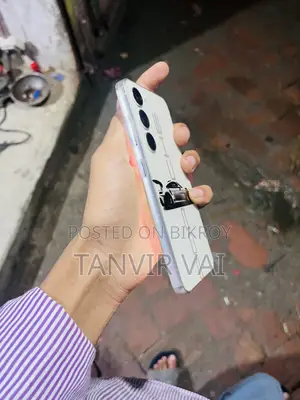 স্যামসাং গ্যালাক্সি এস২৩ ১২৮ জিবি হোয়াইট