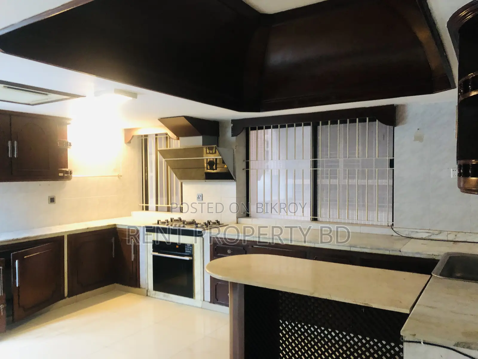4 Bedroom Duplex in Gulshan for Rent
