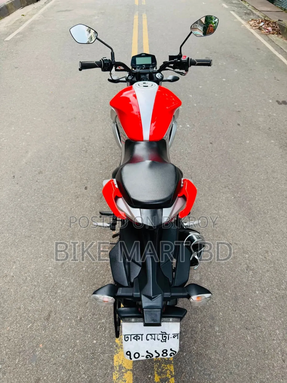 Suzuki Gixxer 2025 Orange
