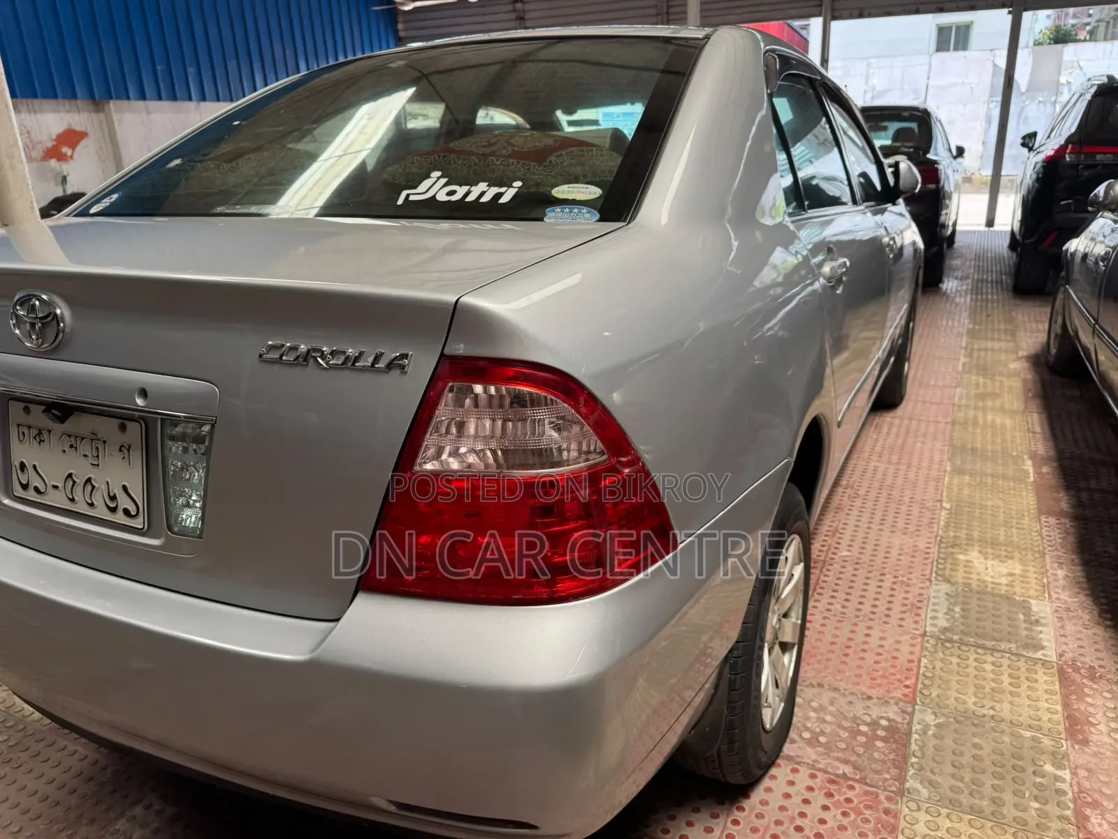 টয়োটা করোল্লা ২০০৫ সিলভার