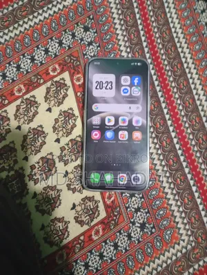 টেকনো ক্যামন ৫০ ২৫৬ জিবি