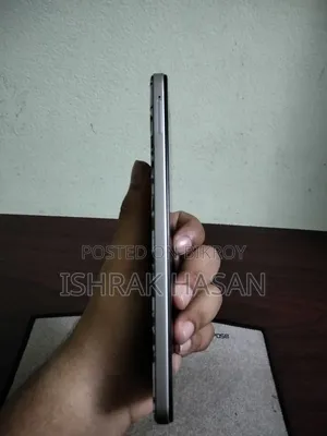 iQOO Z10x 128 GB Silver