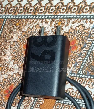 68 Watt Original Charger Motorola
