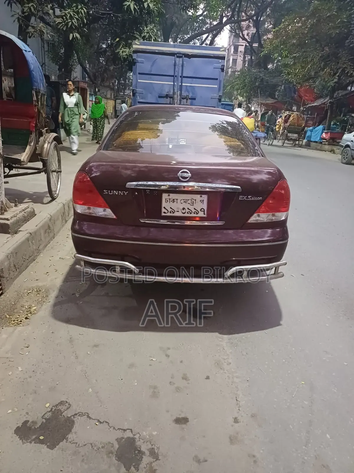 নিসান সানি ২০০৬ গ্রে