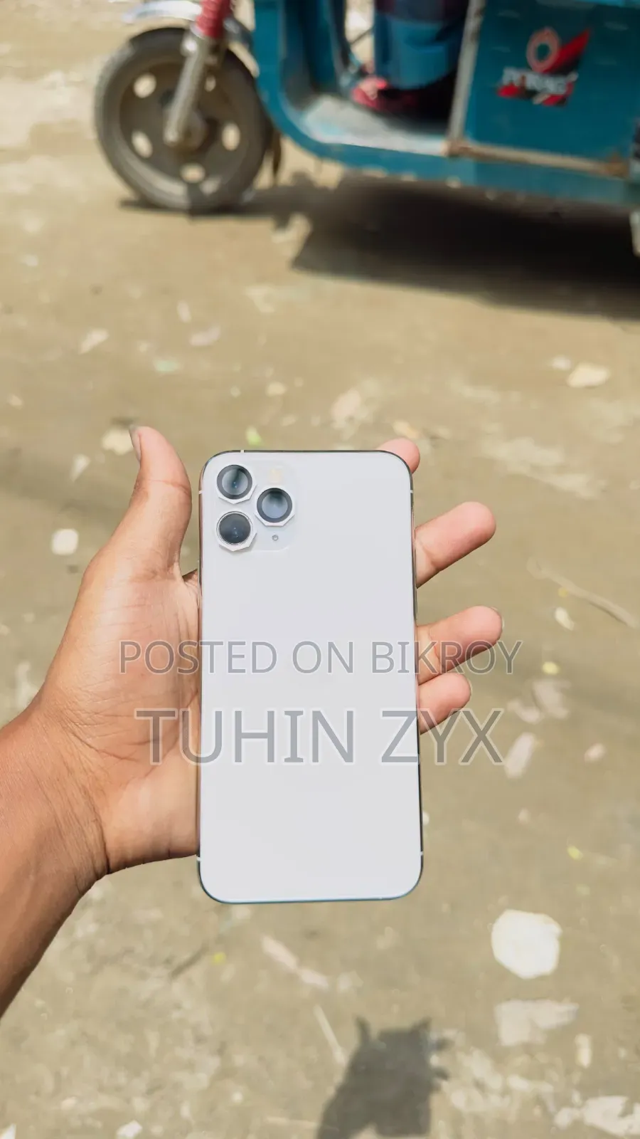 অ্যাপল আইফোন ১১ প্রো ২৫৬ জিবি হোয়াইট