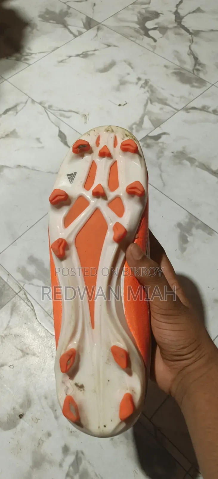 ফুটবল বুটস