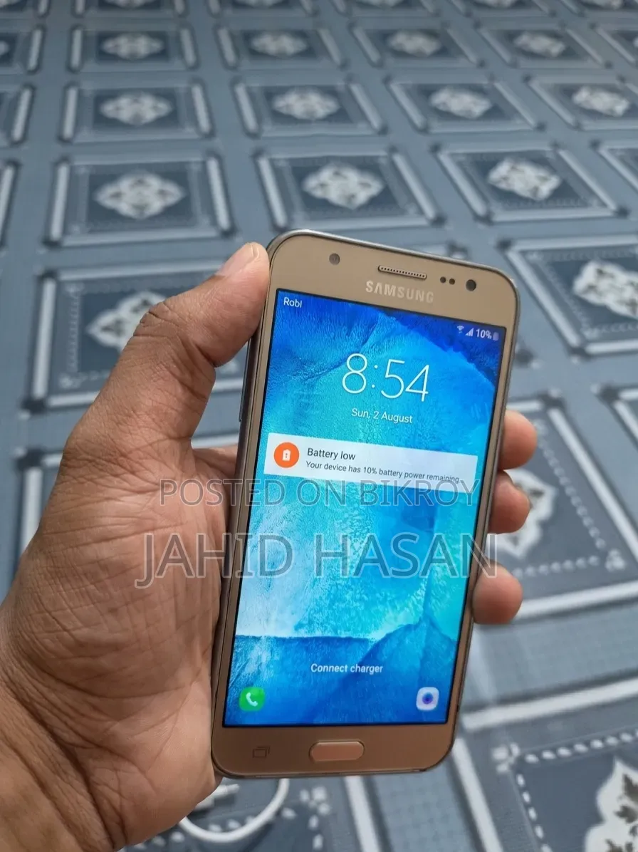 Samsung Galaxy J5 8 GB Rose Gold