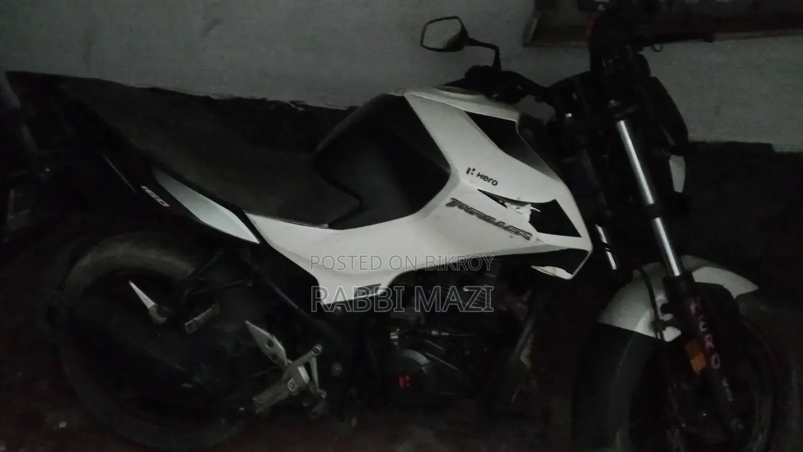 Hero Thriller 160R Refresh 2023 White