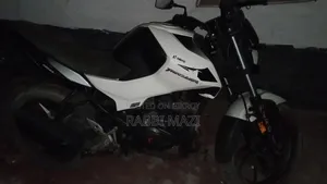 Hero Thriller 160R Refresh 2023 White