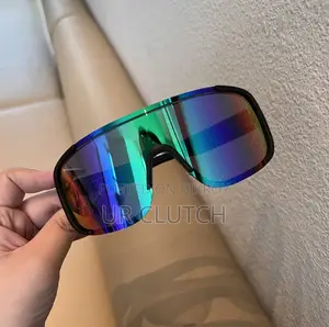 Sports Sunglasses for Cycling and Tracking Goggles