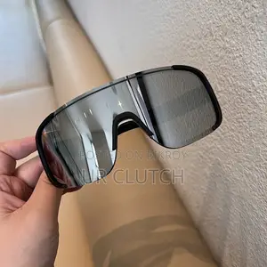 Sports Sunglasses for Cycling and Tracking Goggles