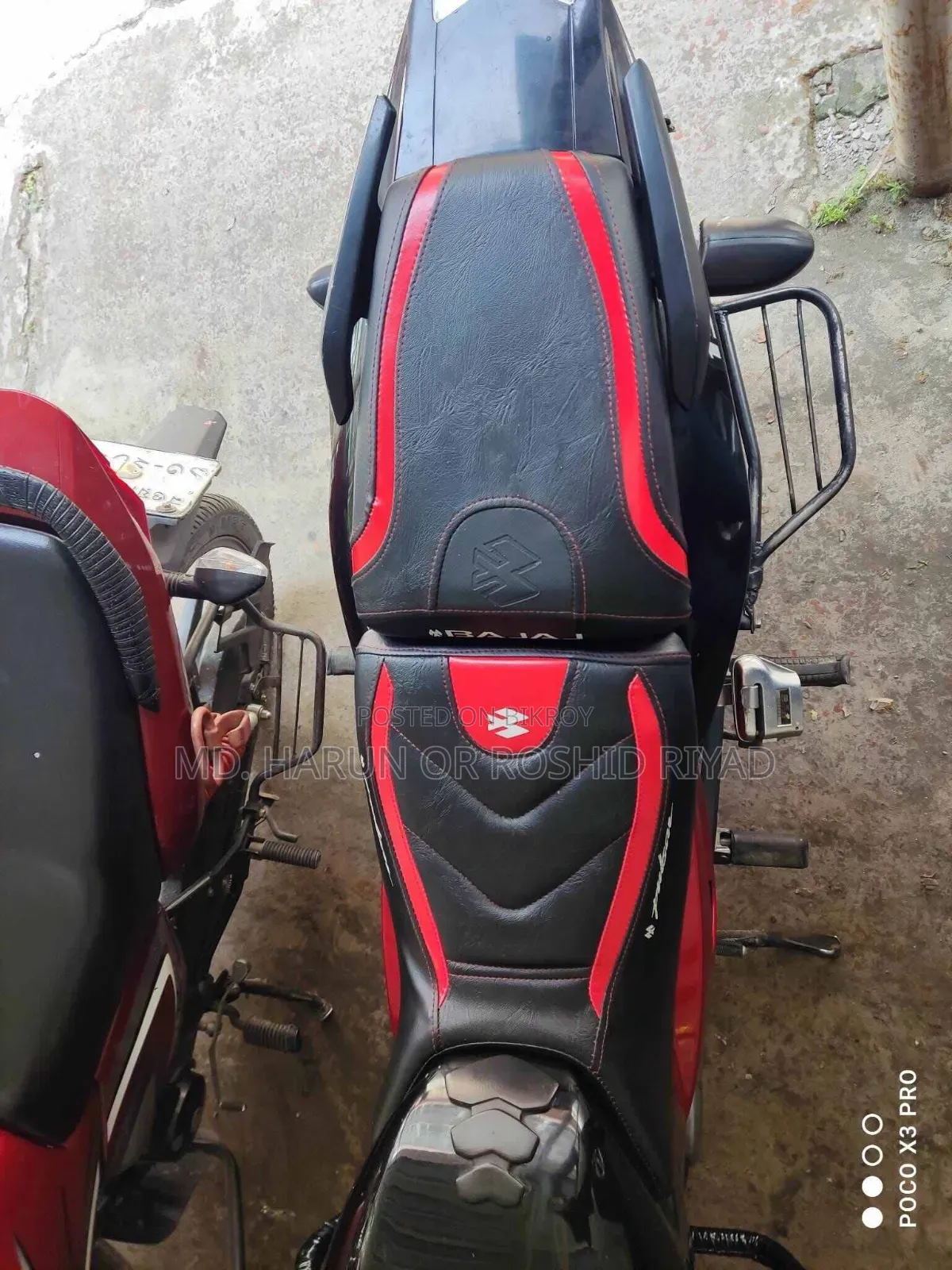Pulsar Back Carrier