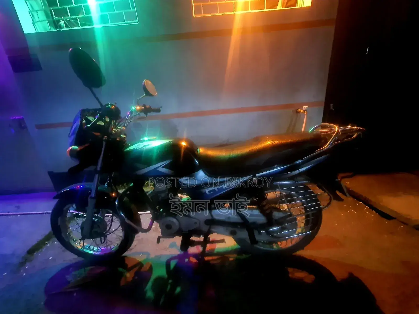 বাজাজ সিটি ১০০ ২০১৭ ব্ল্যাক