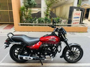 Bajaj Avenger 160 Street 2022 Red