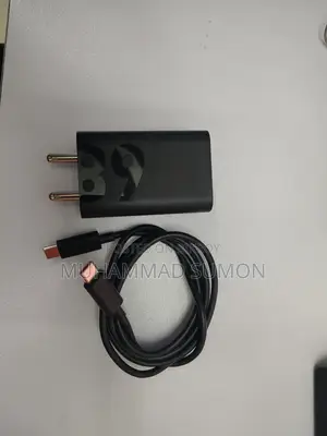 Motorola 50 Fusion Original Charger 68 Wat.