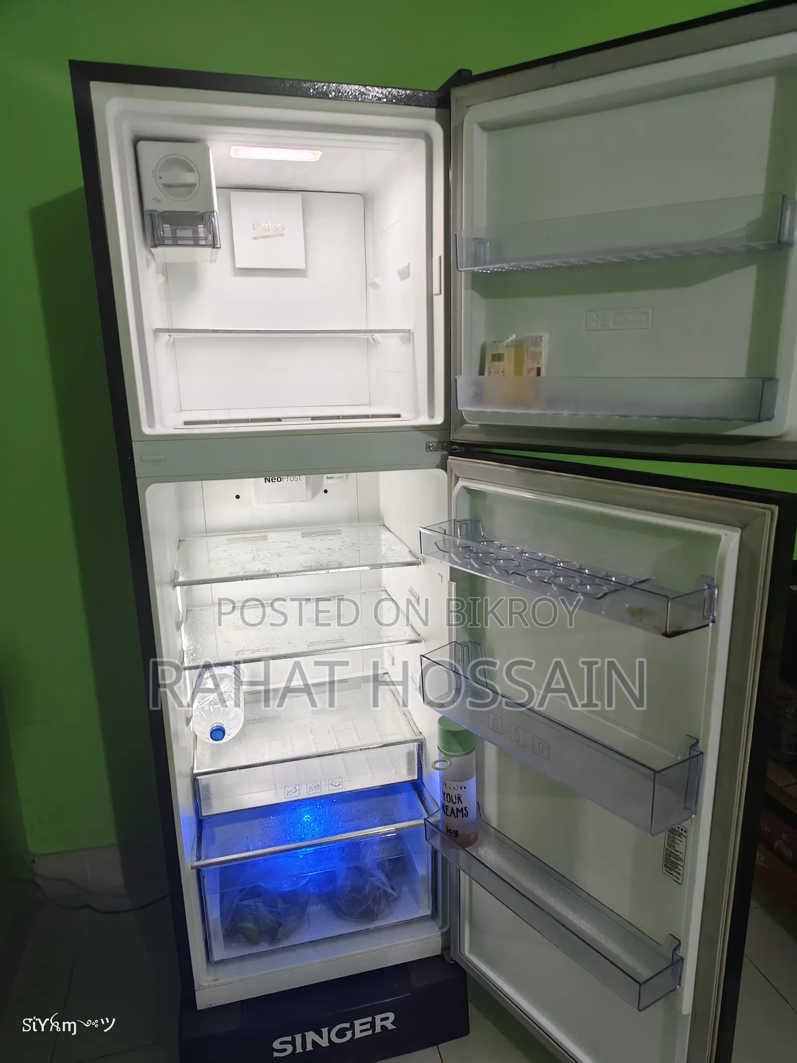 Singer Fridge