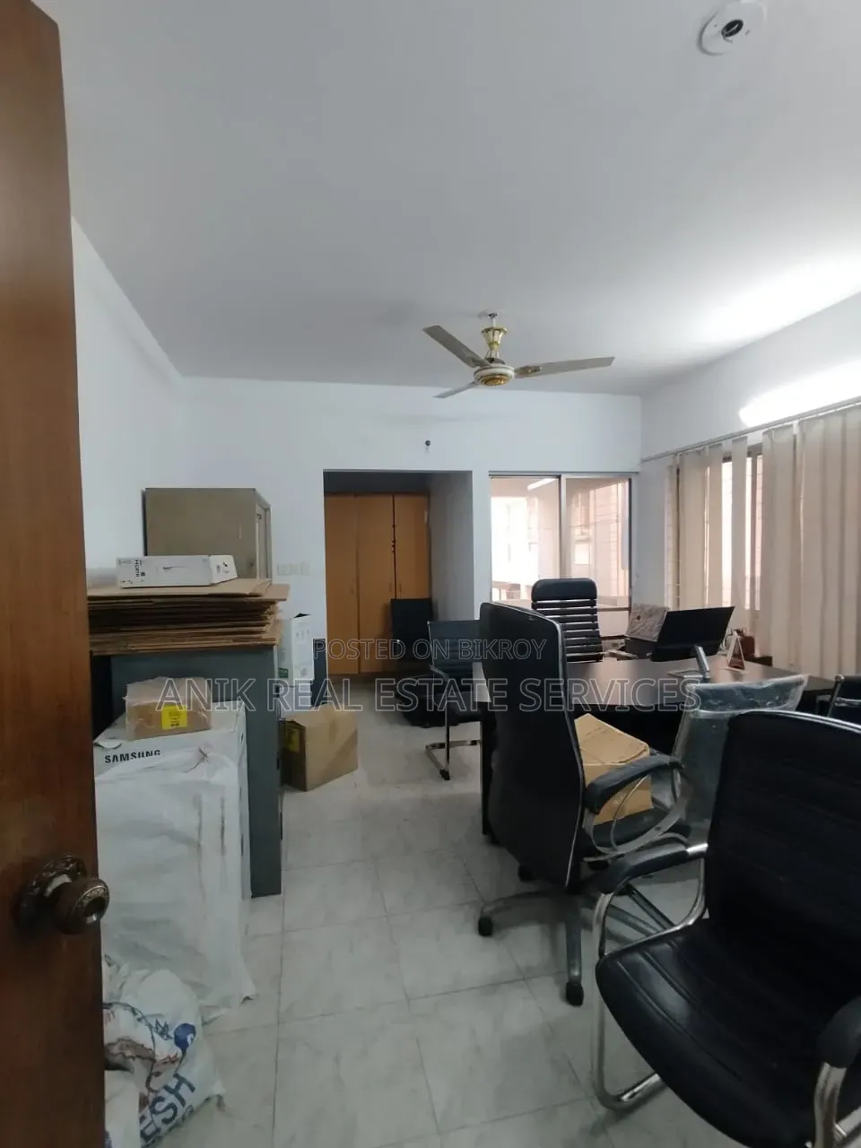 গুলশানে ২৩০০ বর্গফুটের অফিস স্পেস ভাড়া