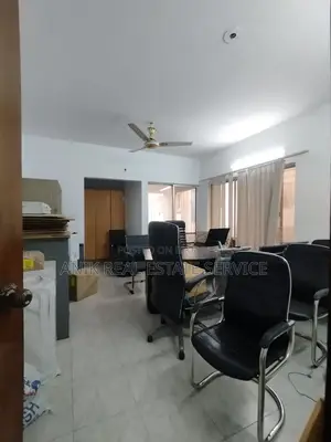 গুলশানে ২৩০০ বর্গফুটের অফিস স্পেস ভাড়া