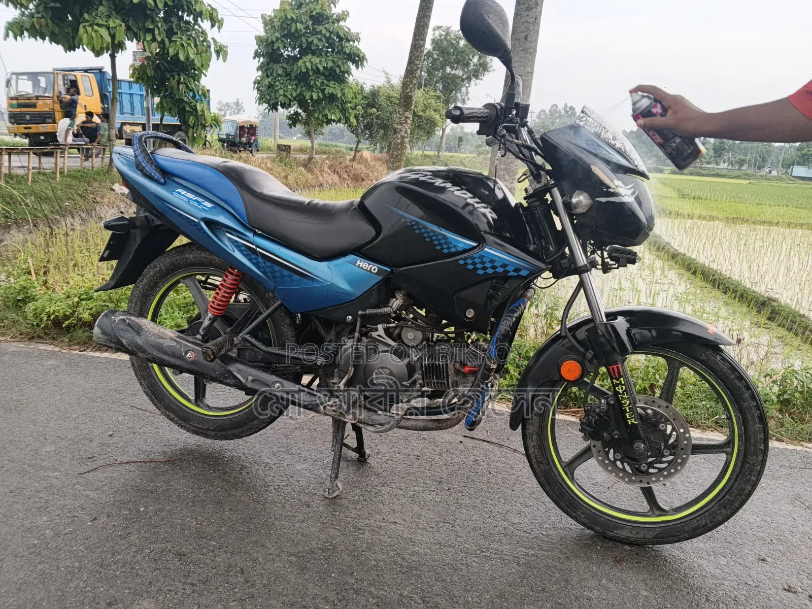 Hero Glamour 2014 Black