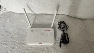 হুয়াওয়ে অপটিক্সস্টার এইচজি৮১৪৫এক্স৬