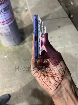 মোটরোহেলা এজ ৬০ প্রো ২৫৬ জিবি নীল
