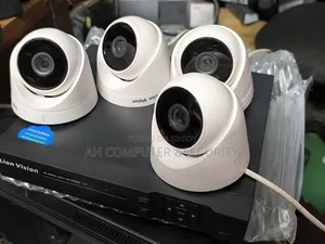 ৮ চ্যানেল এনভিআর ৪ পিস আইপি ডোম ক্যামেরা