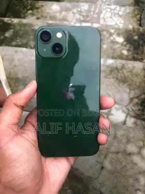 Apple iPhone 13 128 GB Green