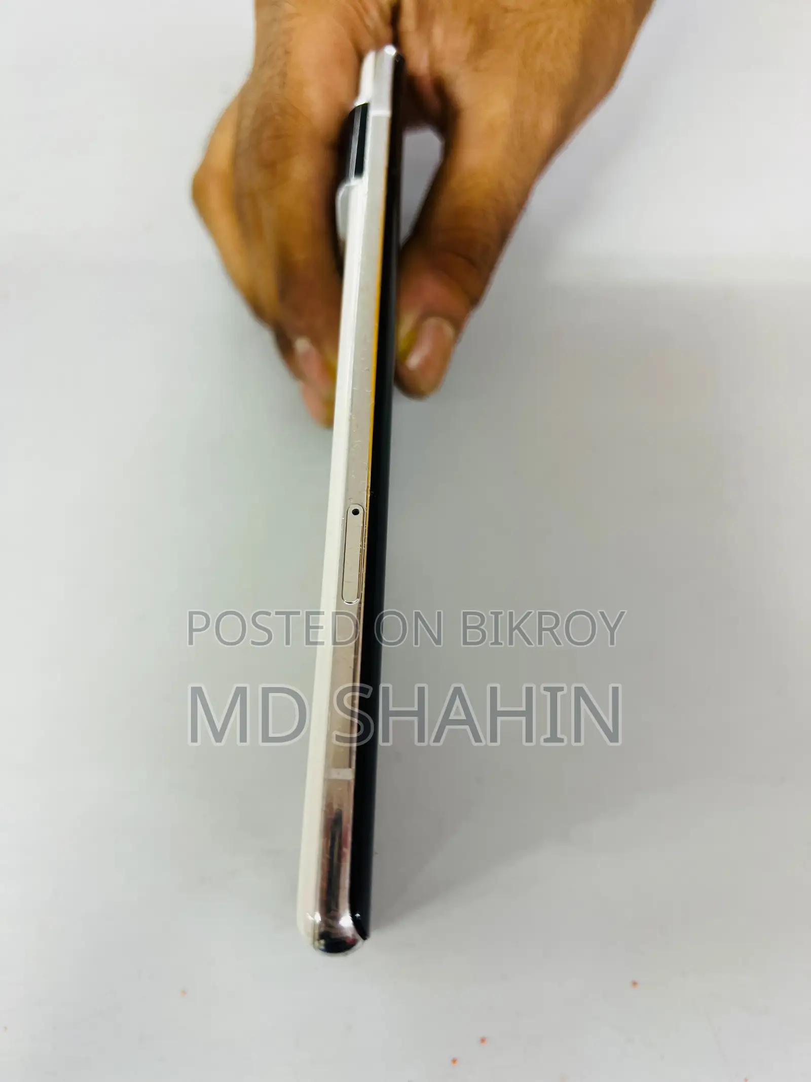 গুগল পিক্সেল ৬ প্রো ১২৮ জিবি হোয়াইট