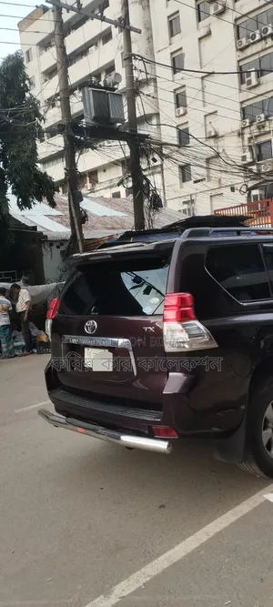 Toyota Land Cruiser Prado 2011 Maroon