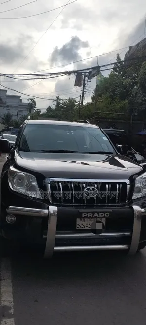 Toyota Land Cruiser Prado 2011 Maroon