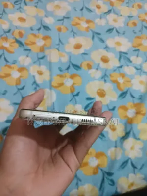স্যামসাং গ্যালাক্সি এস২১ এফই ৫জি ১২৮ জিবি হোয়াইট