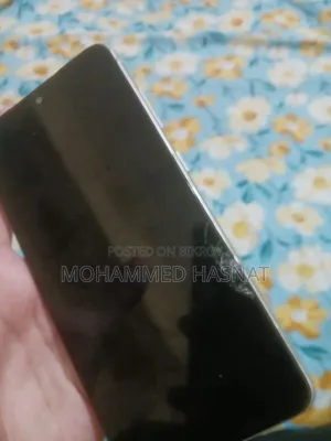 স্যামসাং গ্যালাক্সি এস২১ এফই ৫জি ১২৮ জিবি হোয়াইট