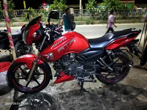 টিভিএস আপাচি আরটিআর ১৬০ টুভি ২০১৮ রেড
