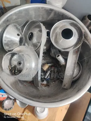 দুধ থেকে ক্রিম বের করার মেশিন