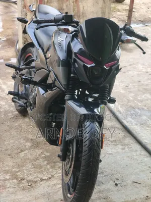 Bajaj Pulsar N160 2024 Black
