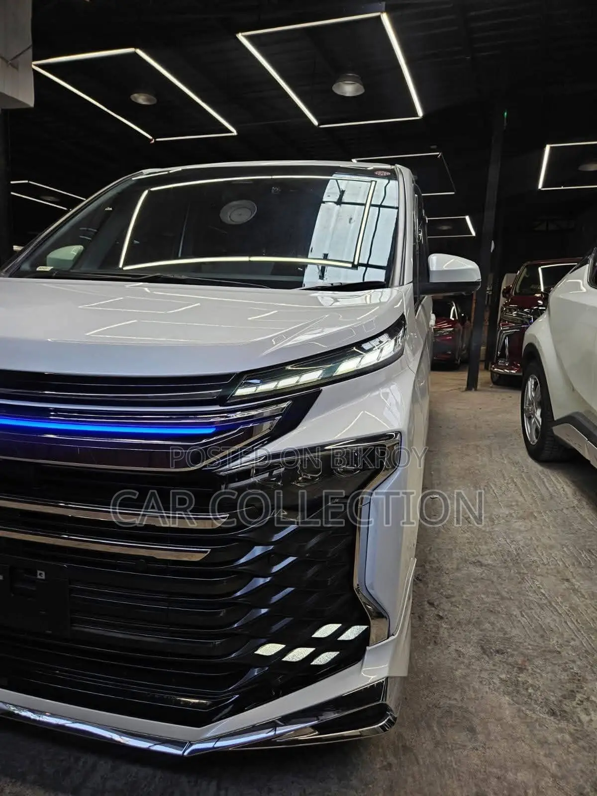 নতুন Toyota Voxy Hybrid S-Z 2WD 7-Seater 2023 Pearl