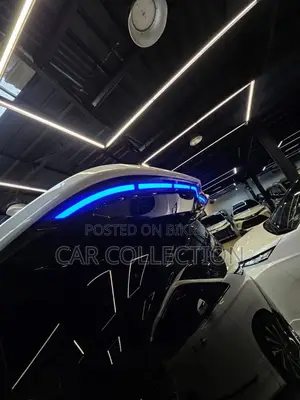 নতুন Toyota Voxy Hybrid S-Z 2WD 7-Seater 2023 Pearl