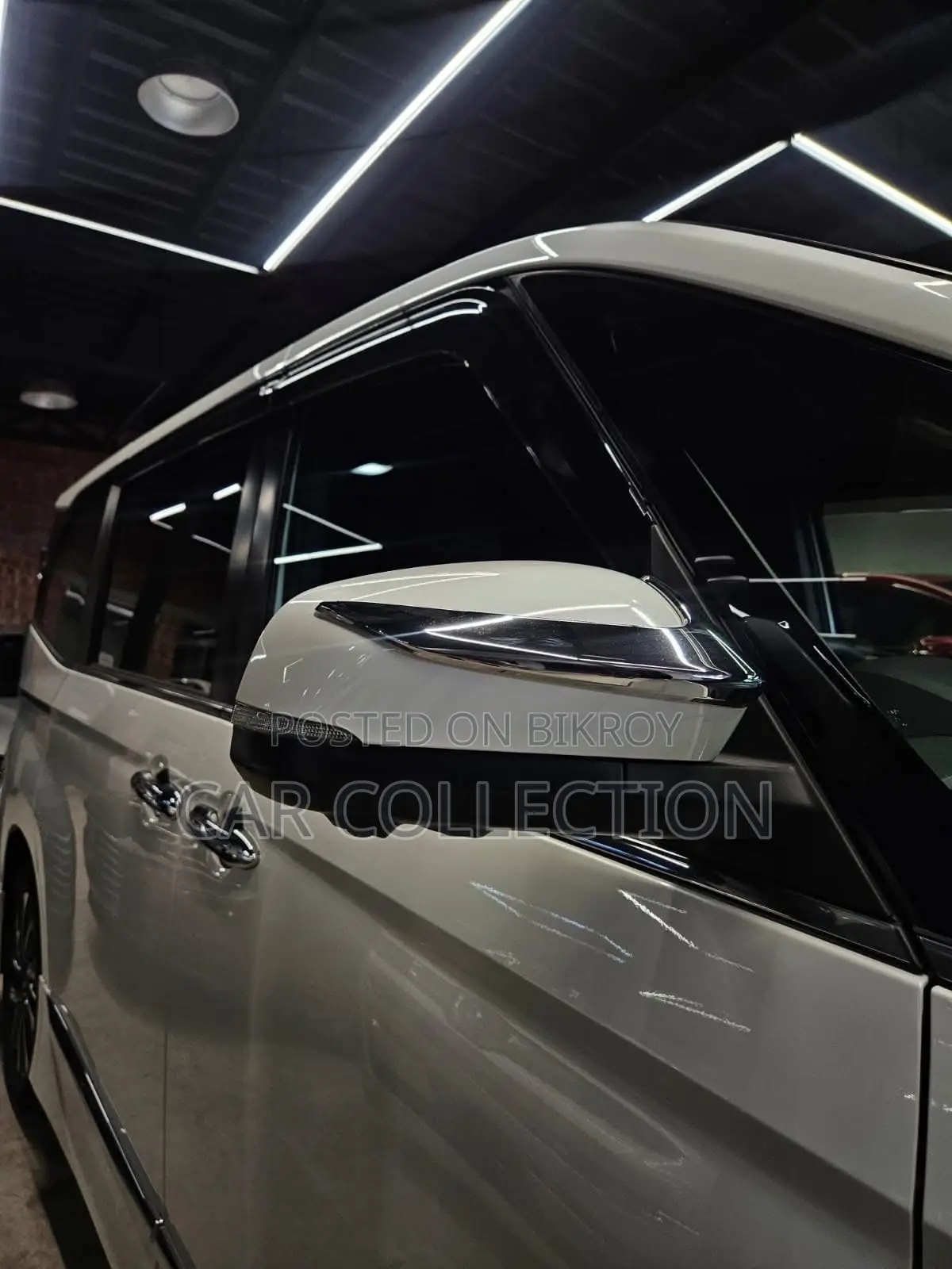নতুন Toyota Voxy Hybrid S-Z 2WD 7-Seater 2023 Pearl