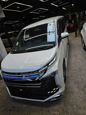 নতুন Toyota Voxy Hybrid S-Z 2WD 7-Seater 2023 Pearl