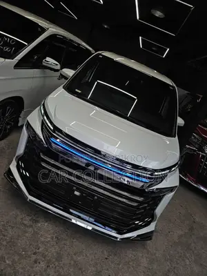 নতুন Toyota Voxy Hybrid S-Z 2WD 7-Seater 2023 Pearl