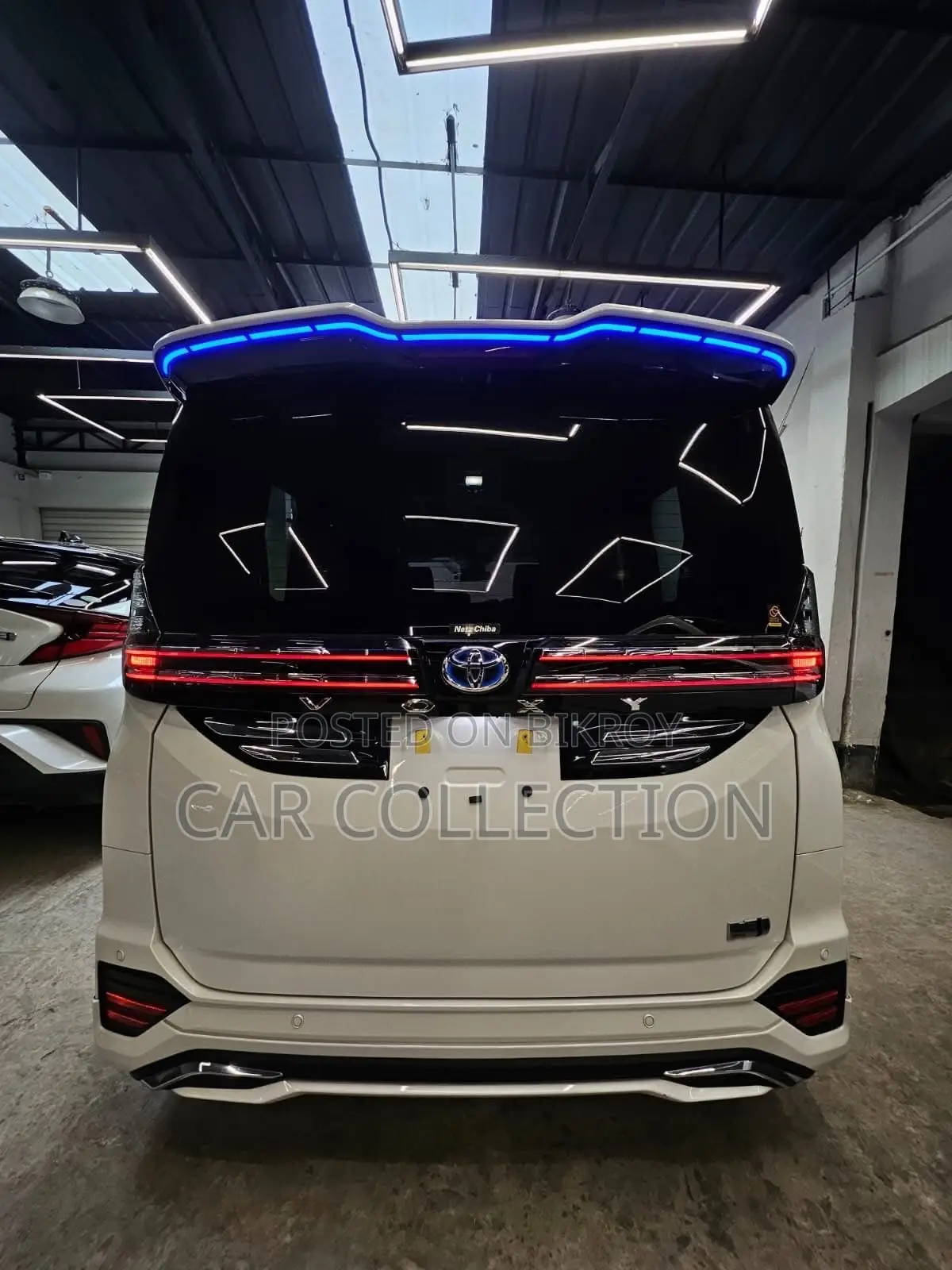 নতুন Toyota Voxy Hybrid S-Z 2WD 7-Seater 2023 Pearl