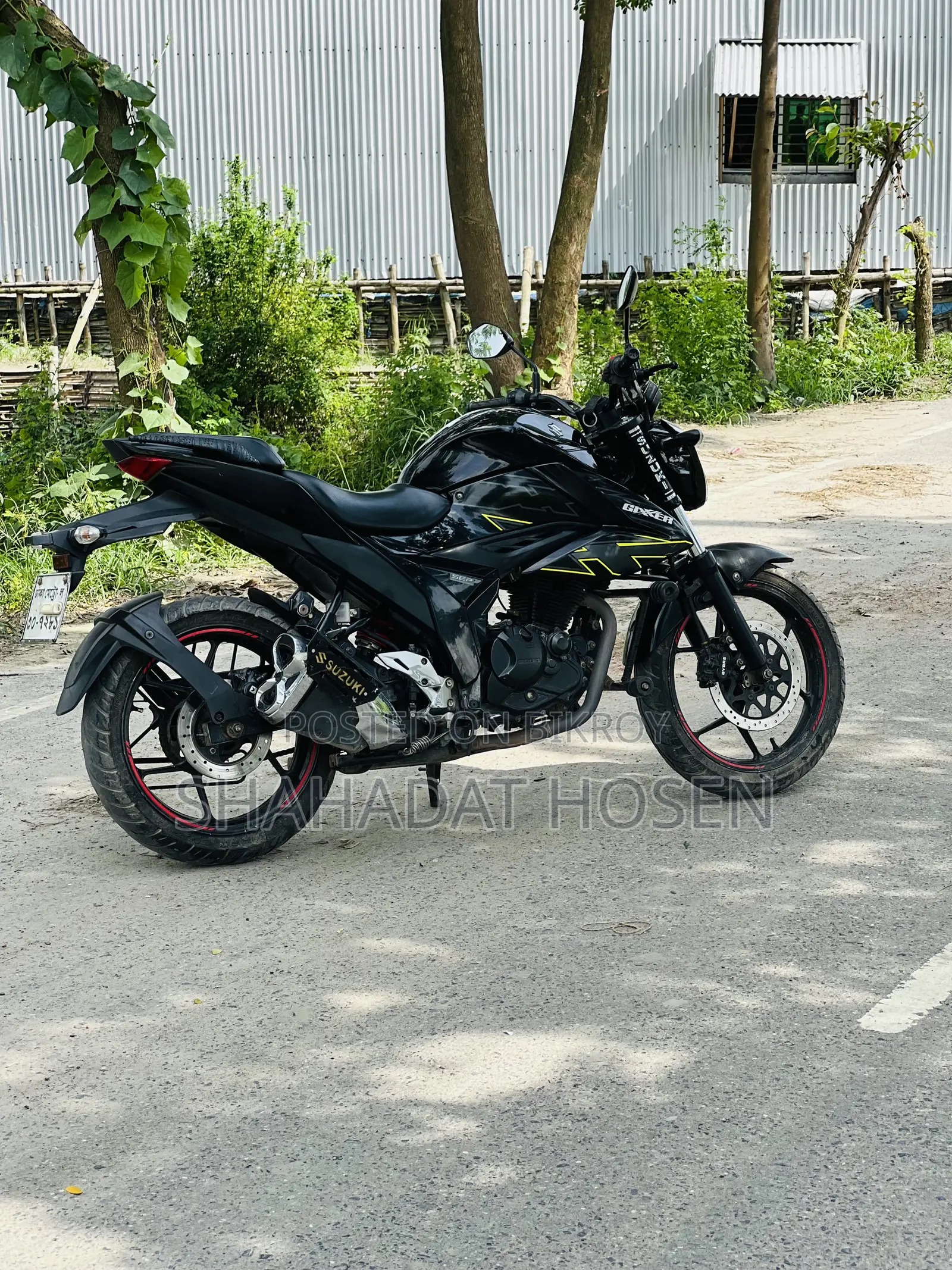 সুজুকি গিক্সার ২০২৩ ব্ল্যাক